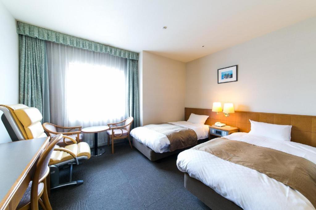Pearl Hotel Ota Isesaki Eksteriør bilde